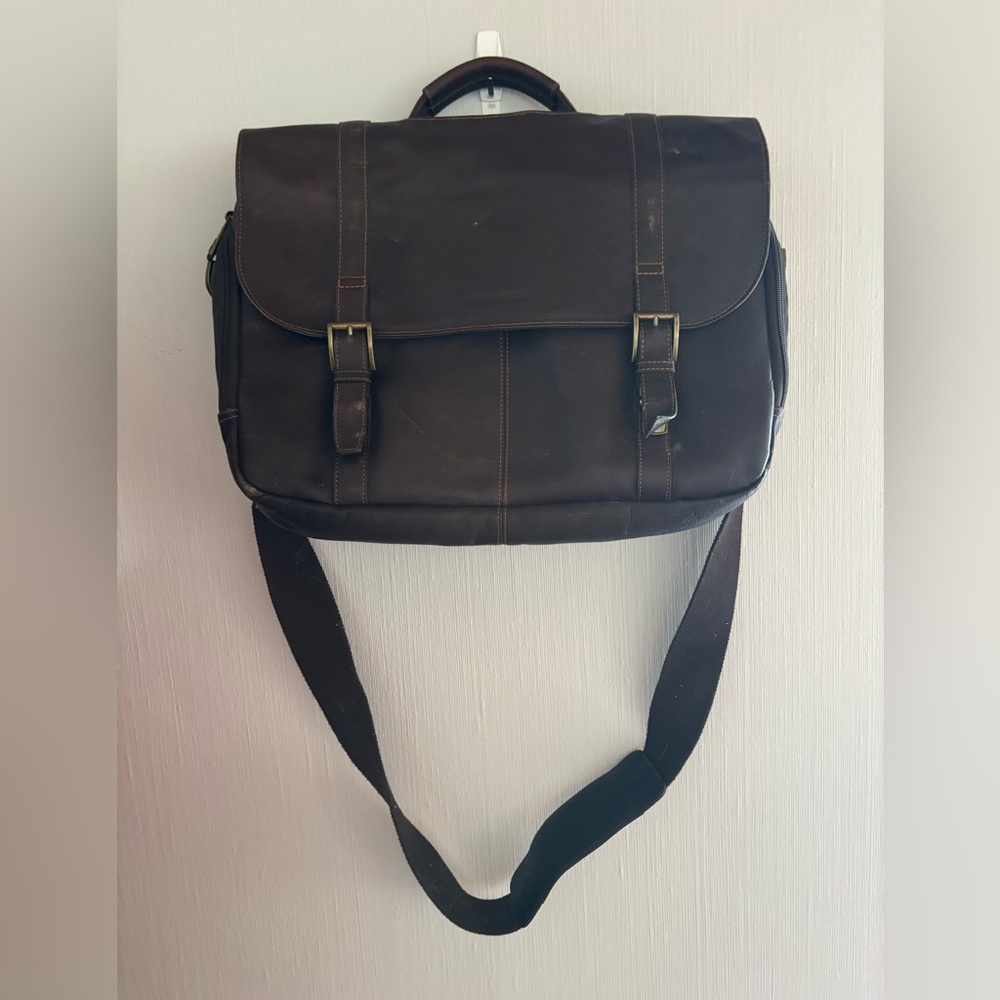 Samsonite Colombian Leather Flapover Laptop Case brown